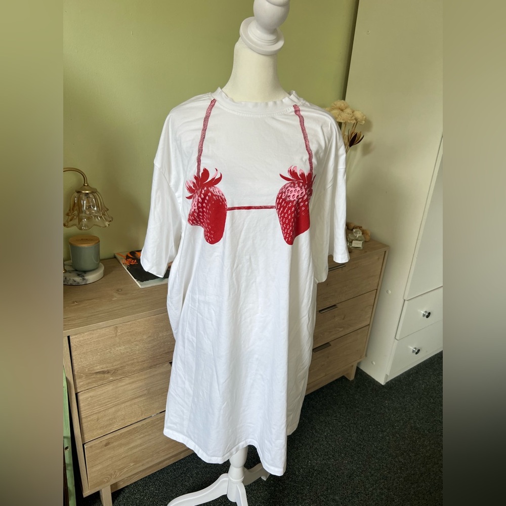 ASOS Strawberry String Triangle Bikini Boob Graphic T-Shirt Mini Cotton Dress